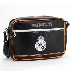Real Madrid oldaltáska (liszenszelt klubtermék) Real Madrid oldaltáska (liszenszelt klubtermék)